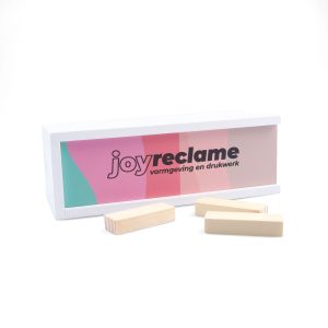 Jenga-spelletjes-bedrukken,-jenga-in-houten-doos-bedrukken,-jenga-spel-in-doos-